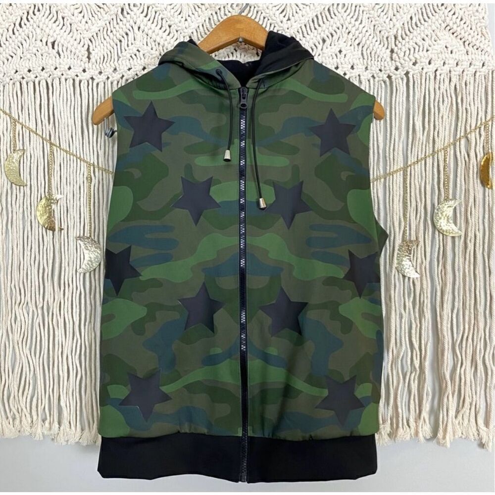 Ultracor camouflage star print zip up hoodie vest size medium
